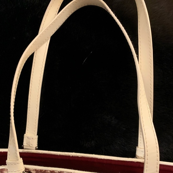 Dior tote 11.5”x 15”x 4” beautiful vintage, white and red coated canvas. - Picture 14 of 16